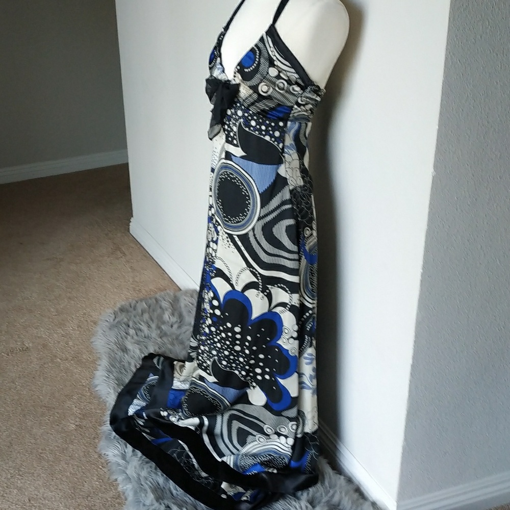 stradivarius Black, White & Blue Patterned dress